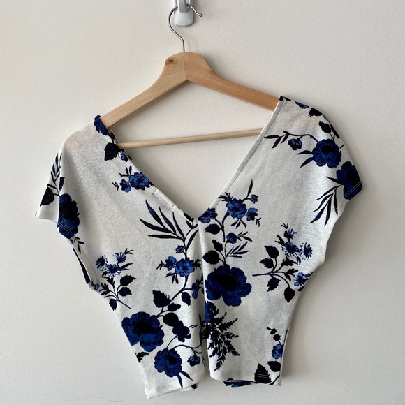 Dynamite Floral Tee - Picture 2 of 2